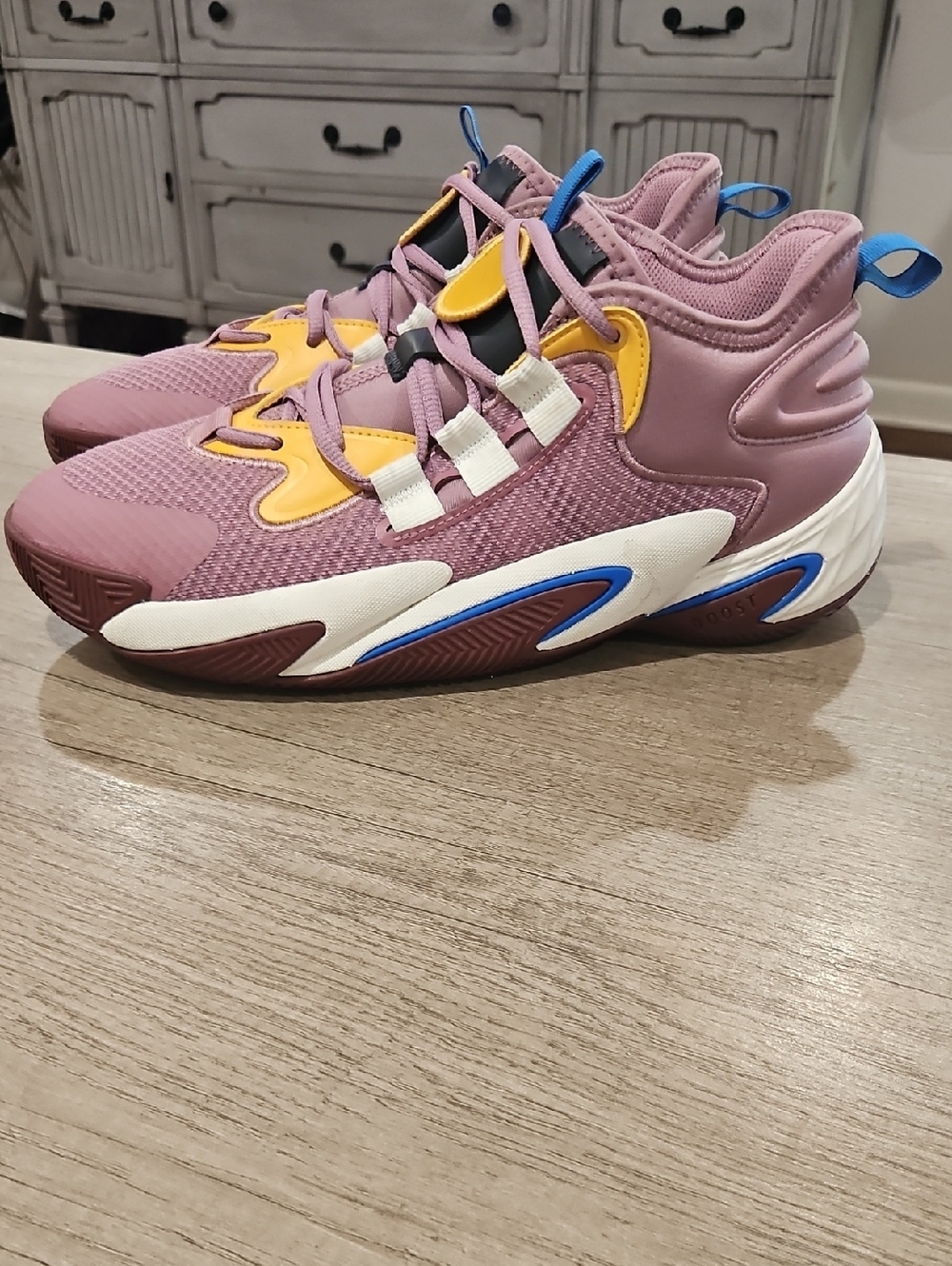Adidas BYW Select 'Wonder Orchid size 7
